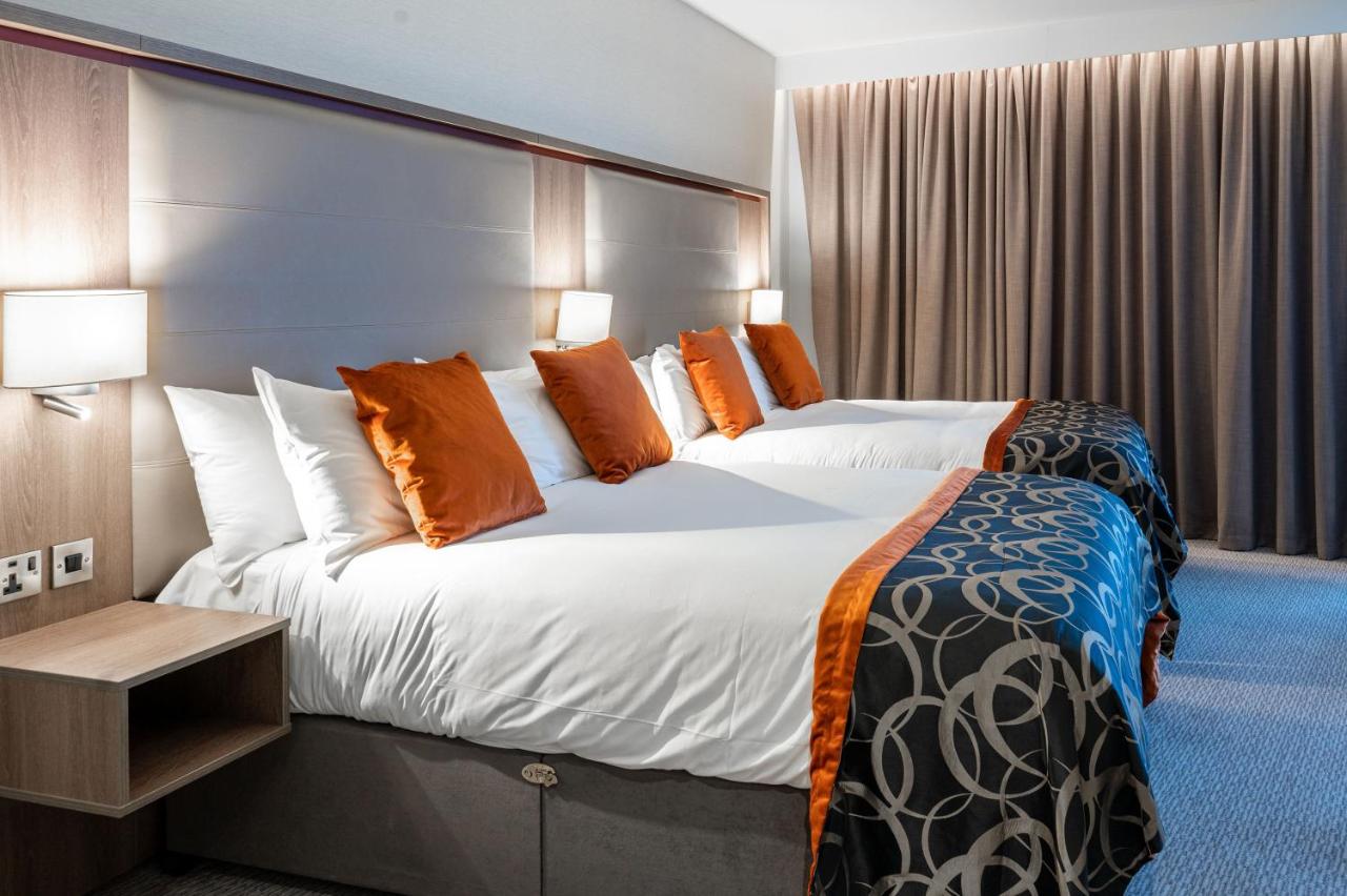clayton-hotel-birmingham-hotels-in-birmingham-city-centre4.jpg Hotels in Birmingham City Centre Clayton Hotel Birmingham photo: 5