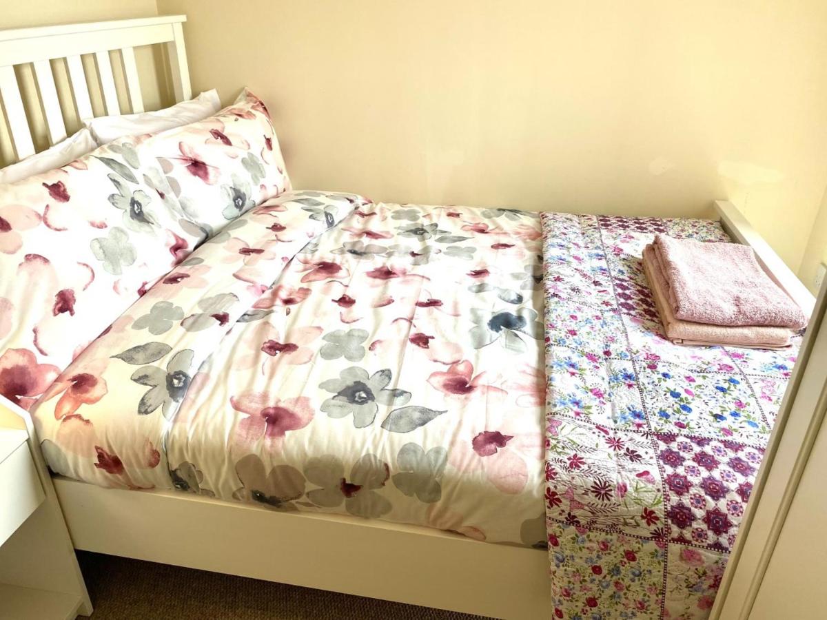 ishas-lodge-cheap-hotels-birmingham2.jpg Cheap Hotels Birmingham Isha’s lodge photo: 3