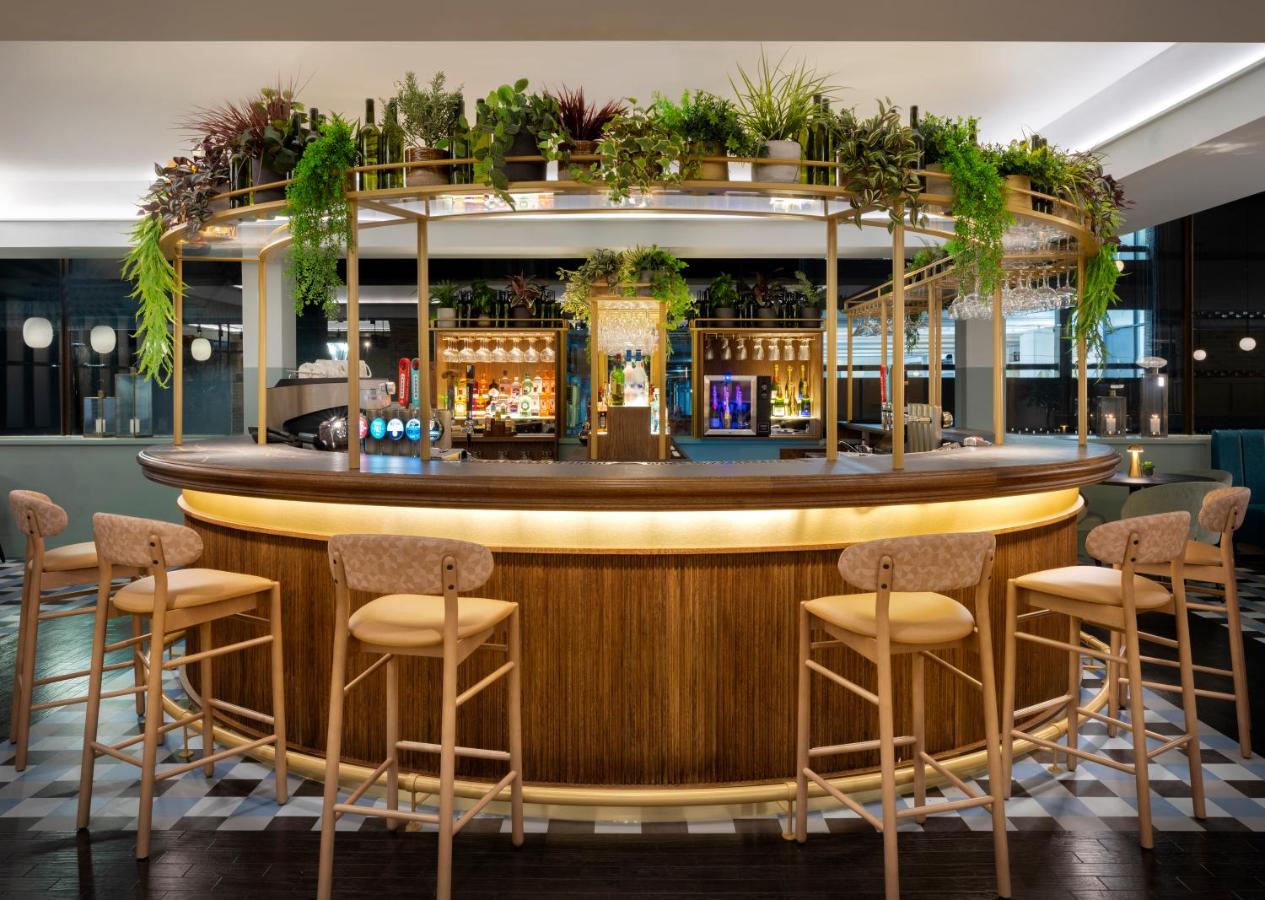 leonardo-royal-hotel-birmingham-formerly-jurys-inn-hotels-in-birmingham-city-centre5.jpg Hotels in Birmingham City Centre Leonardo Royal Hotel Birmingham - formerly Jurys Inn photo: 6