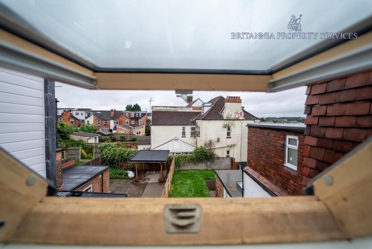 lovely-studios-in-guesthouse-close-to-city-with-free-parking-cheap-hotels-birmingham4.jpg Cheap Hotels Birmingham Lovely Studios in Guesthouse close to city with FREE parking! photo: 5