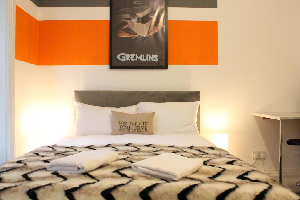 st-peters-shared-house-cheap-hotels-birmingham1.jpg Cheap Hotels Birmingham St Peter's Shared House photo: 2